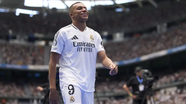 Kylian Mbappé número 9