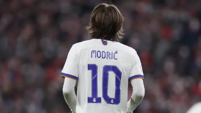 los-mejores-jugadores-de-futbol-con-el-numero-10-modric-luka