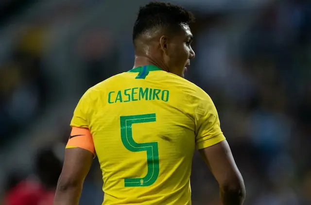 mejores-jugadores-de-futbol-con-el-numero-5-casemiro