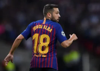 12 mejores jugadores de fútbol con el número 18