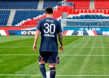 Mejores jugadores de fútbol con el número 30