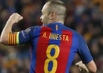 10 mejores jugadores de fútbol con el número 8