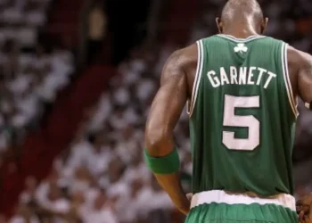 Los mejores jugadores de la NBA con el número 5