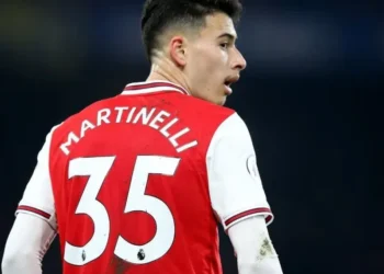 mejores jugadores de fútbol con el número 35